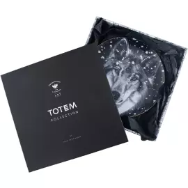 Decorative plate "Ellipse-2" with a pattern "Totem. The Wolf"